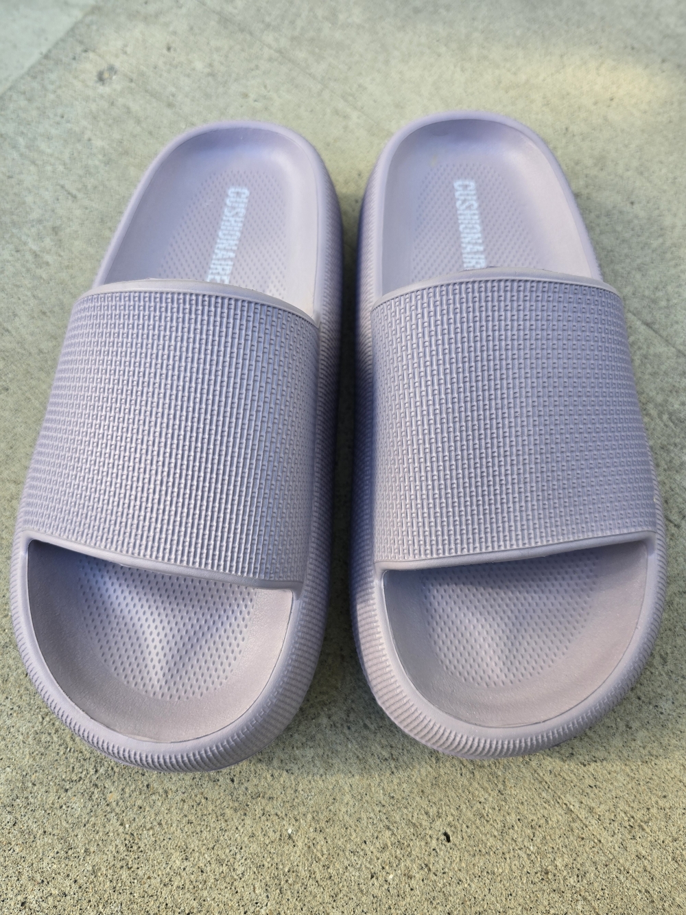 Cushionaire Slide Sandals - Lavender Purple Size 6